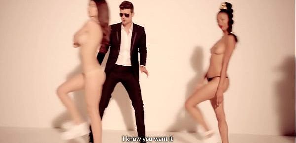  Robin Thicke - Blurred Lines